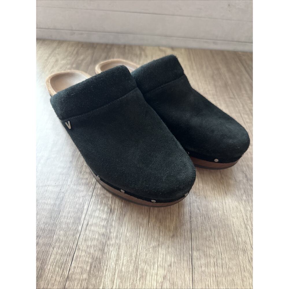 Vionic Kacie Clogs Womens Size 8 Black Suede Studs Slip On Orthotic Support Shoe